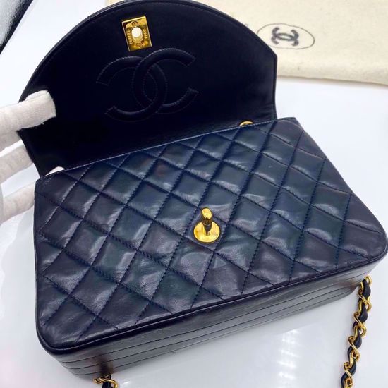 chanel crossbody flap