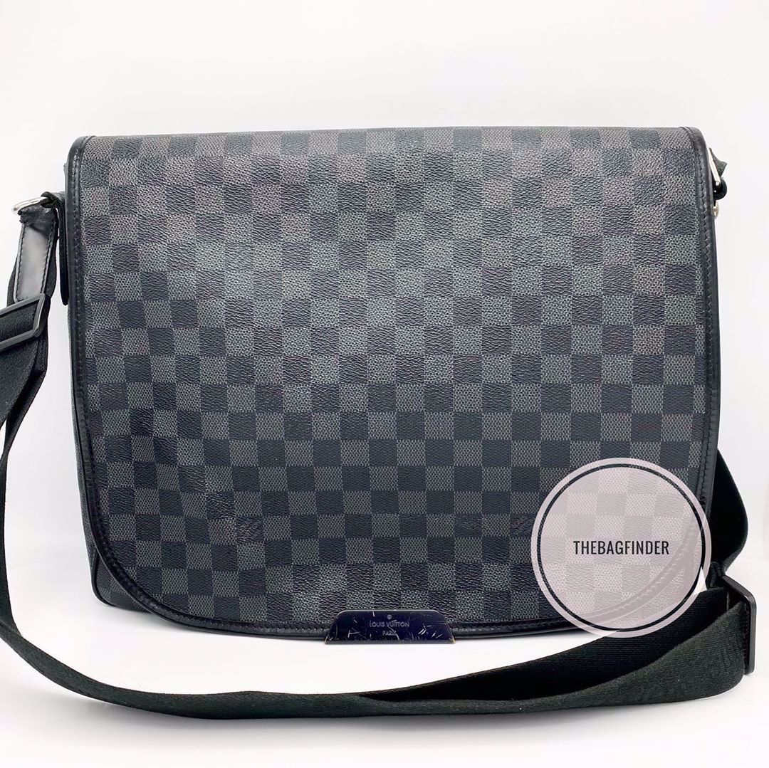 thebagfinder. Louis Vuitton Daniel MM Graphite