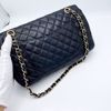 Picture of Chanel Valentine Flap