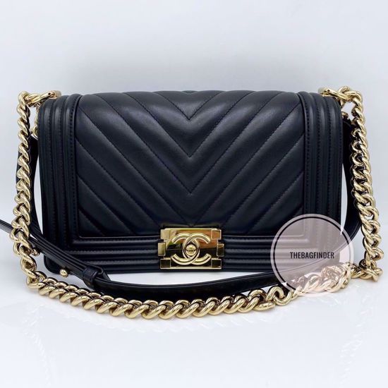 Chanel Etoupe Chevron Le Boy Medium Bag – The Closet