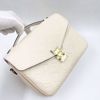 Picture of Louis Vuitton Pochette Metis Dove White