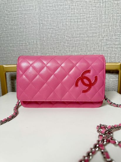 Picture of * SOLD * Chanel Cambon WOC Wallet on Chain
