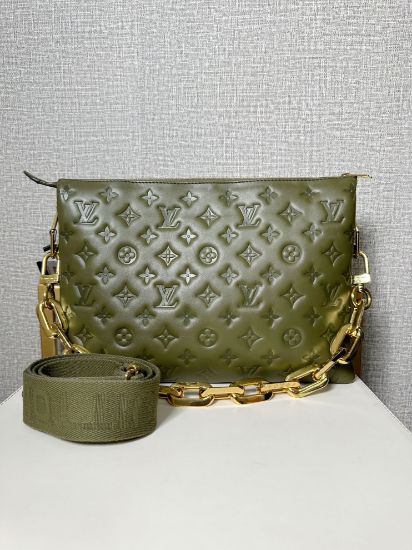 Picture of LV Coussin MM Khaki Green